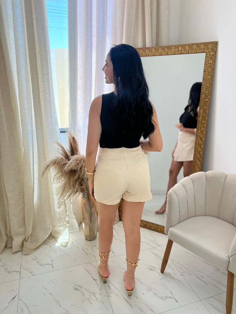 SHORT SAIA CREME – M