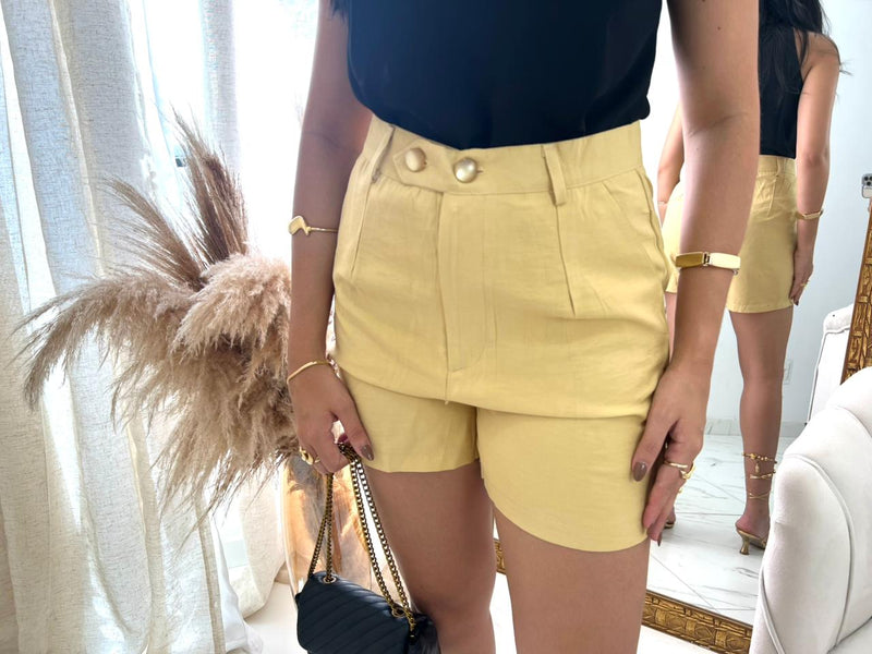 SHORT TECIDO CARAMELHO COM 2 BOTÕES M