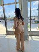 CONJUNTO BEGE UMA ALÇA DE MANGA (BLUSA + CALÇA) M