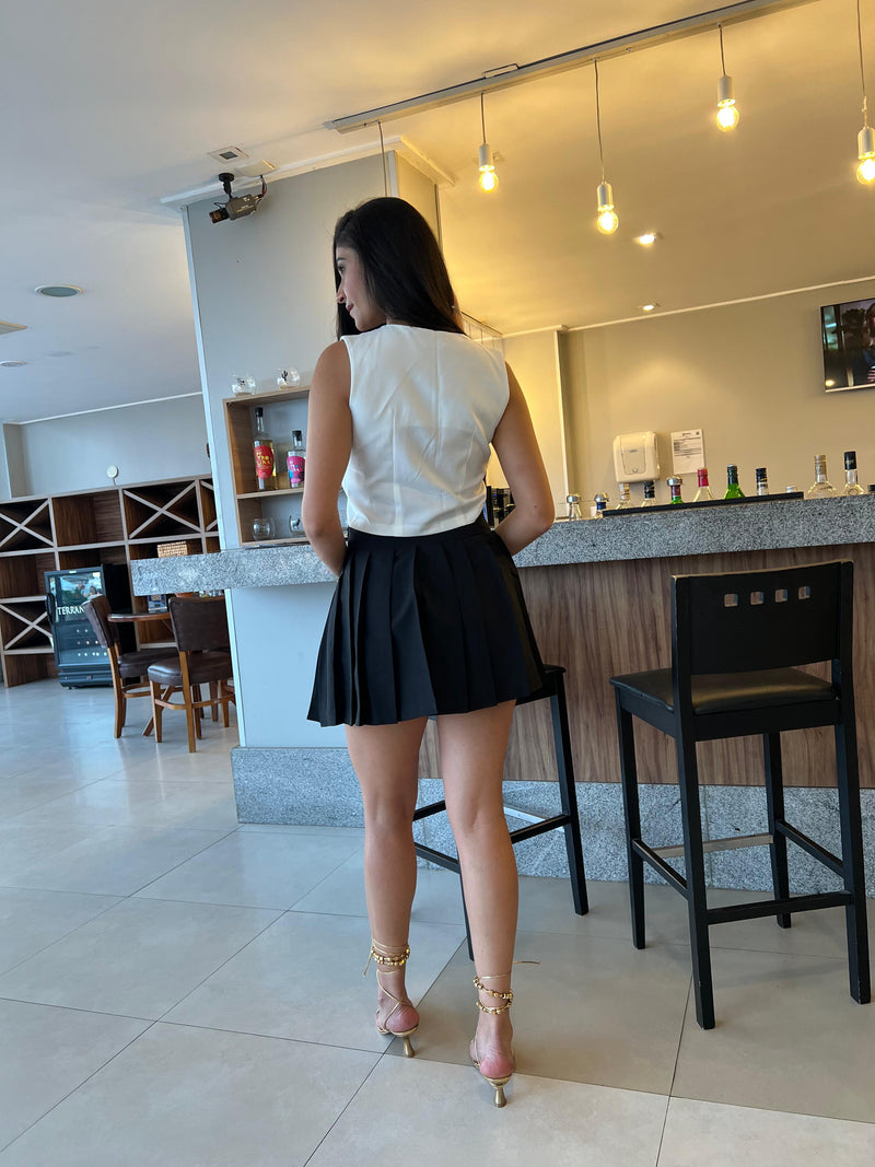 SAIA PLINÇADA PRETA - M